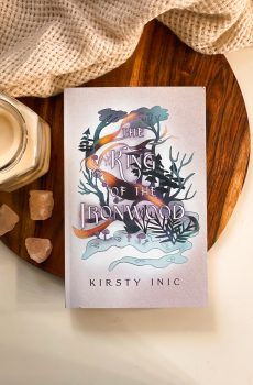 The King of the Ironwood |2| (Paperback) | by Kirsty Inic